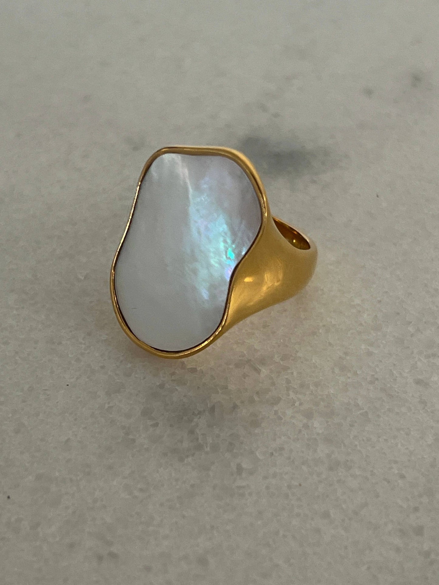 THE NOVA RING : Size 7