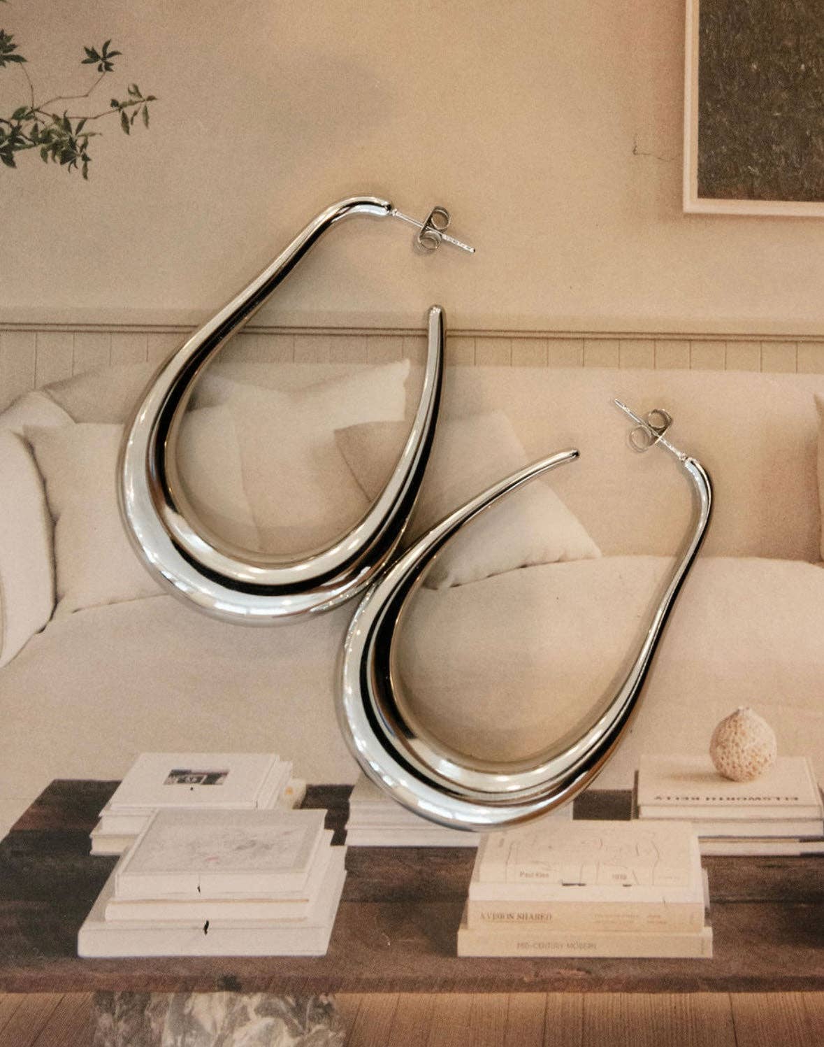 SOPHIE EARRINGS: GOLD