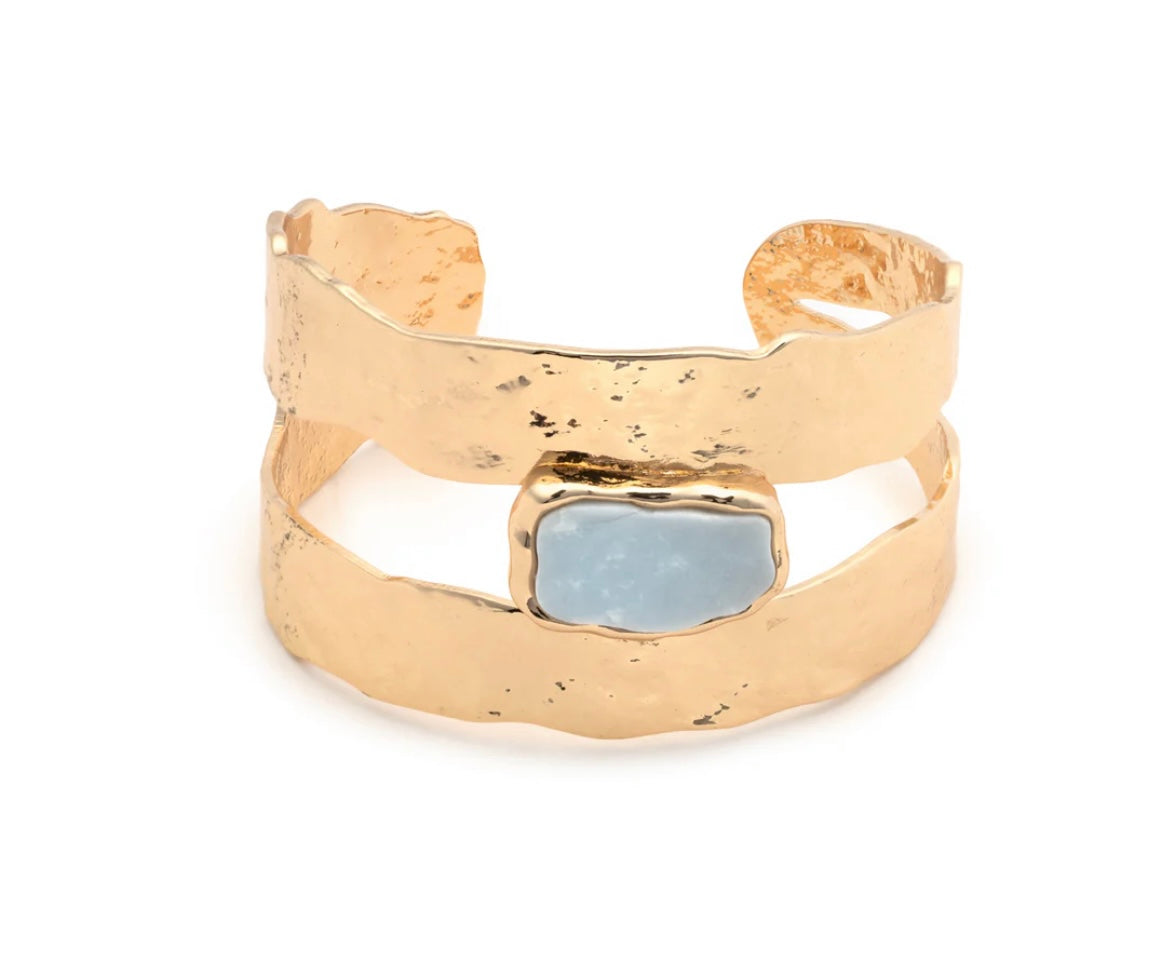Leslie Curtis Jillian- Gold Hammered Chunky Bracelet with Light Blue Stone