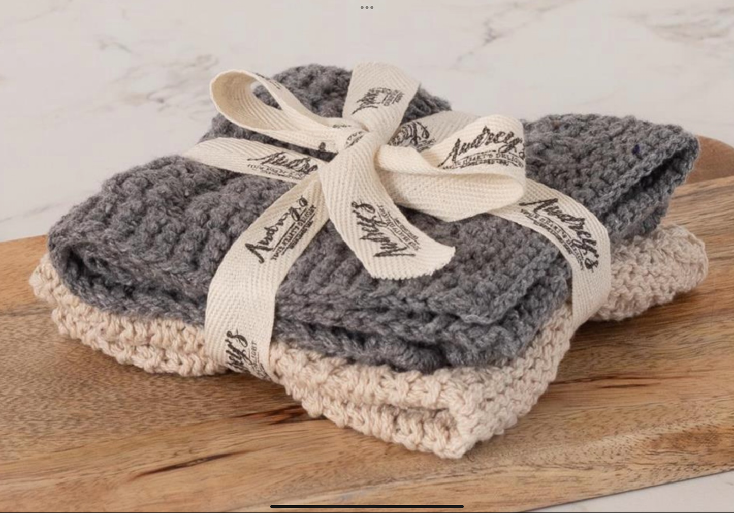 Knitted dish cloth gray and cream