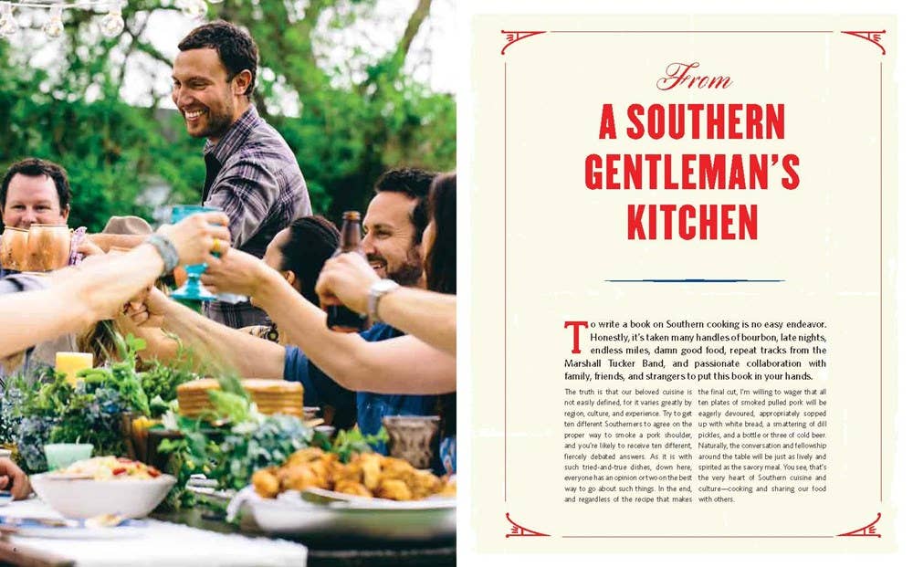 Southern Living A Southern Gentleman's Kitchen by Matt Moore: 8.5 x 10.5 x 0.90 / Hardcover / 288