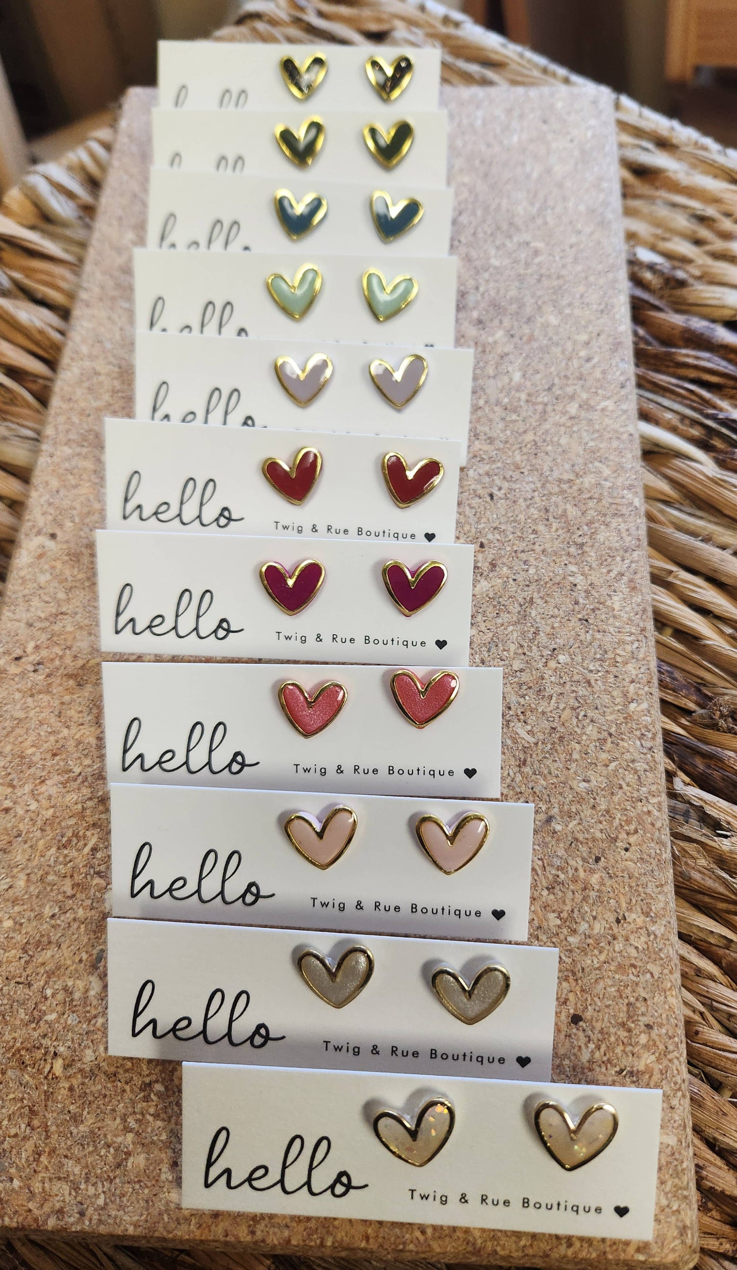 Heart clay studs: Fuschia / Gold heart