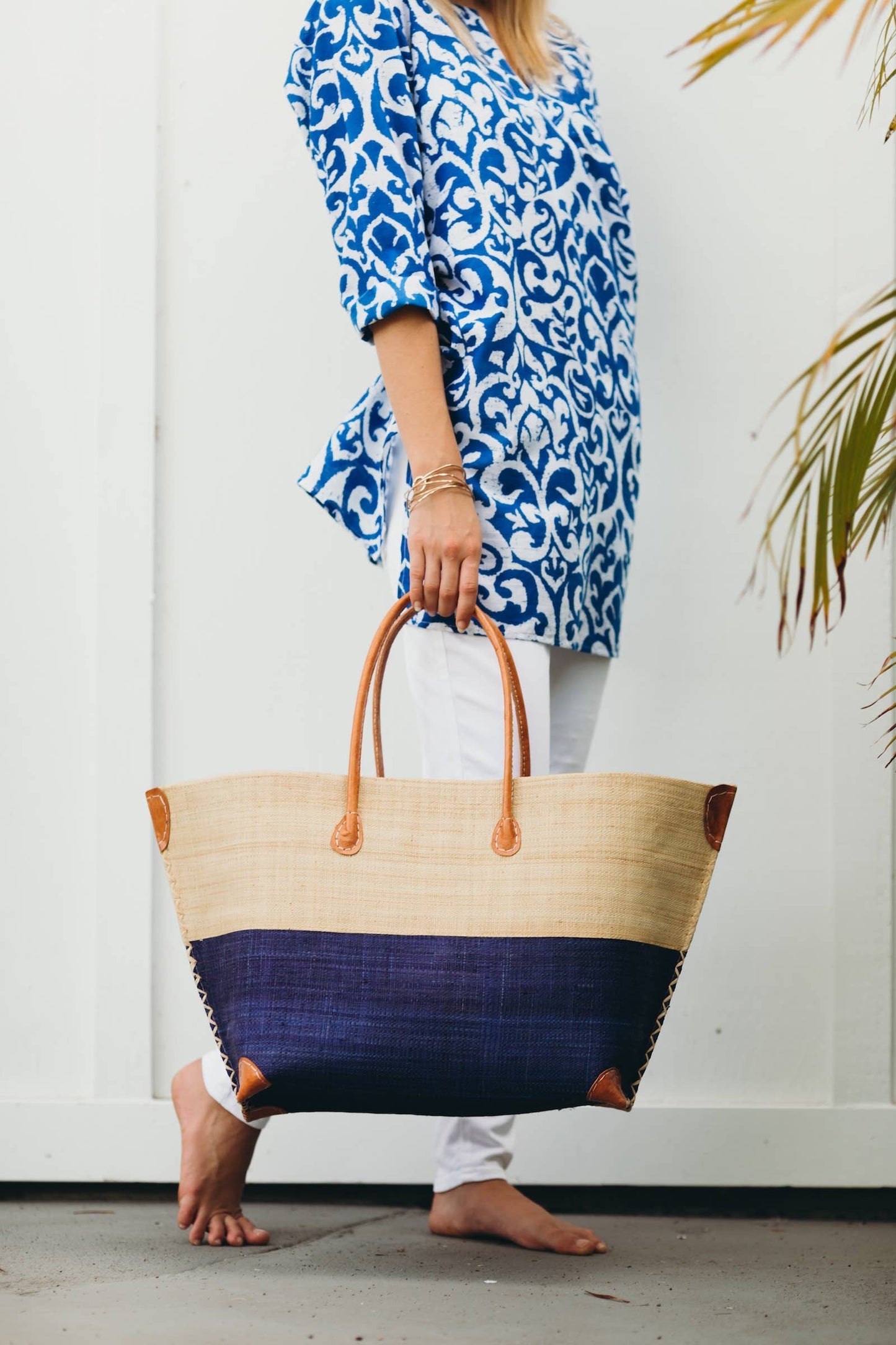 Monterey Two Tone Straw Tote Bag: Grey