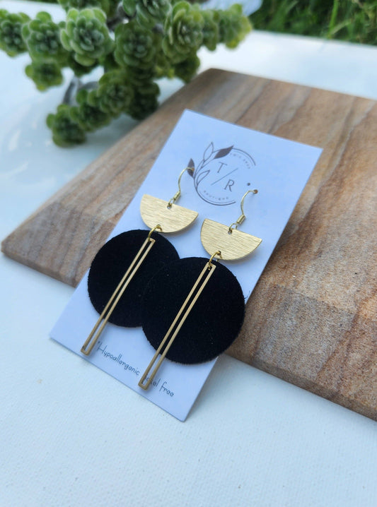 Ryan| Suede leather earring: Black