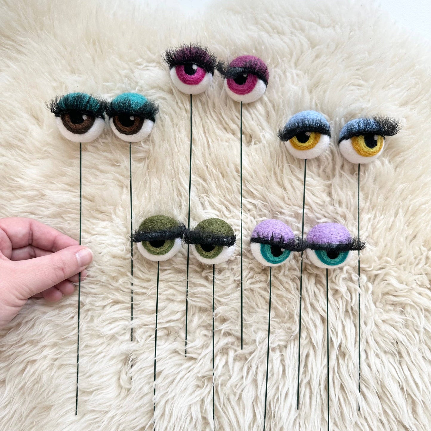 Felt Planter Eyeballs with Eyelashes : Pink