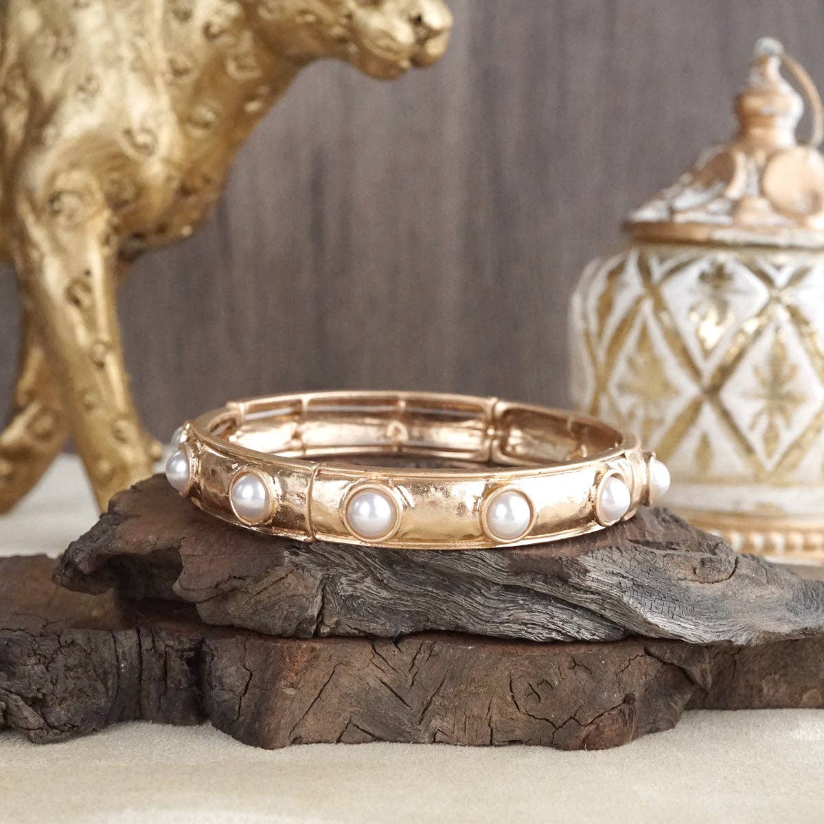 Timeless Charm – Slim Cabochon Eternity Bangle: Pink