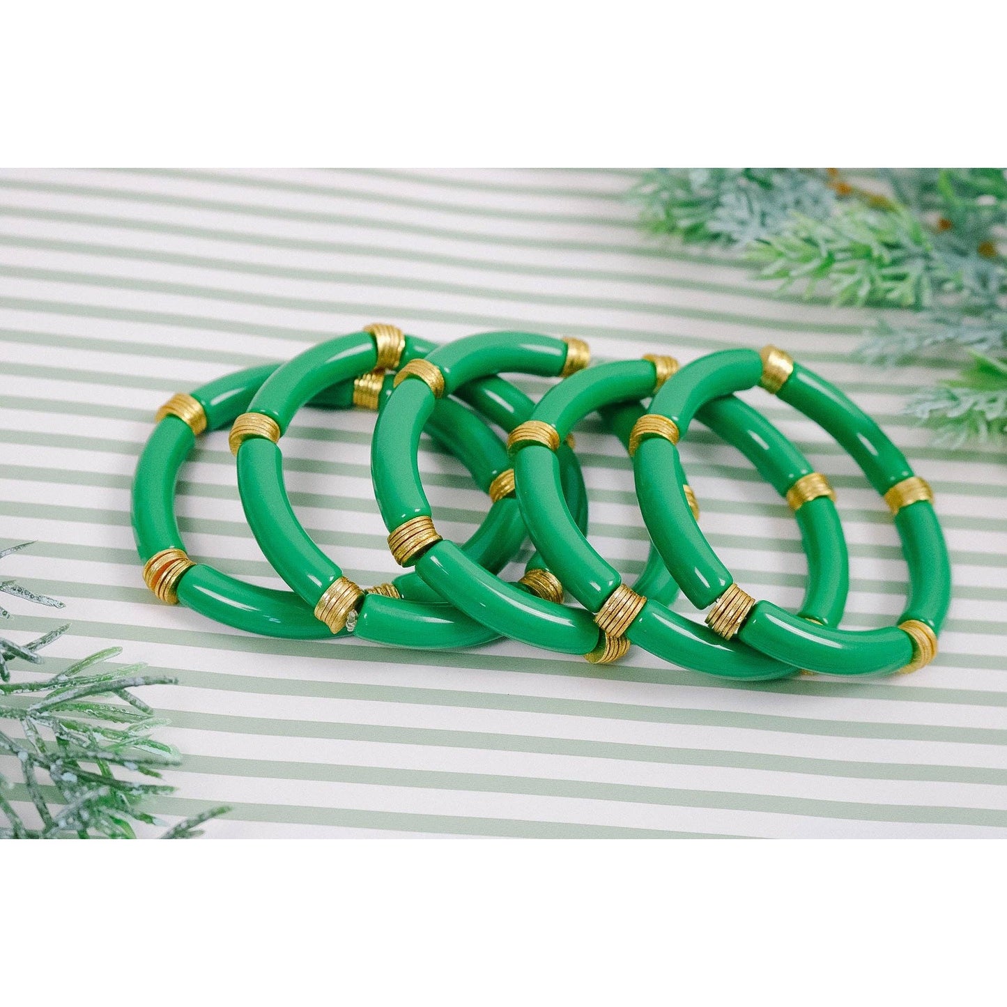 Acrylic Bamboo Stretch Bracelet: Digital Lavender