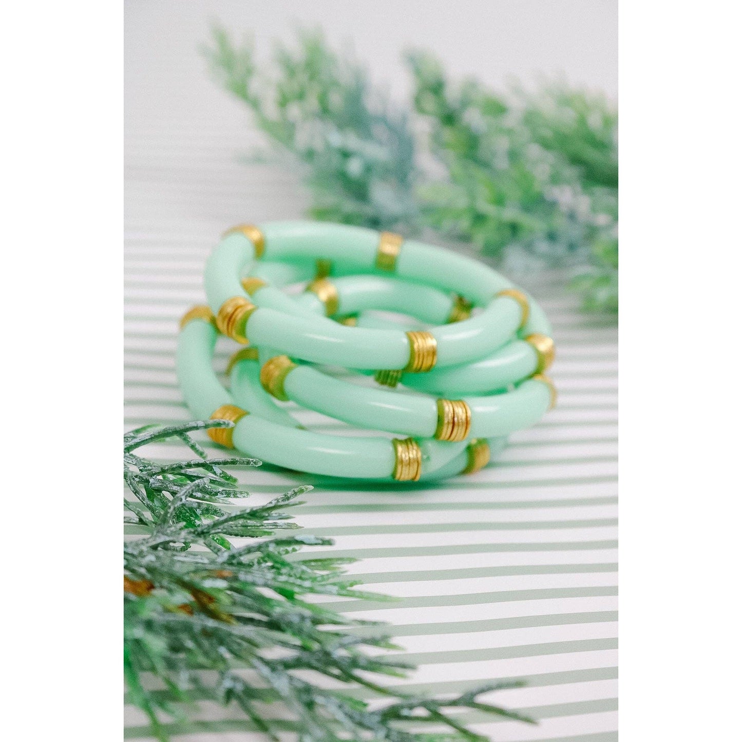 Acrylic Bamboo Stretch Bracelet: Fresh Mint