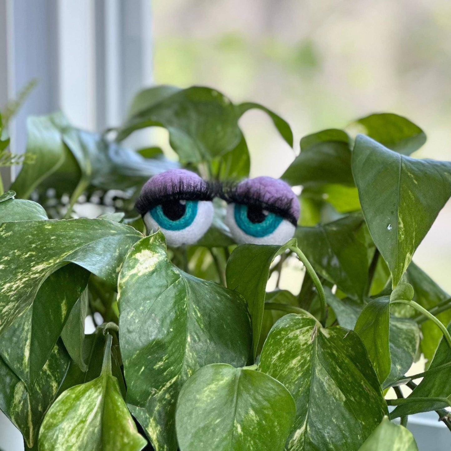 Felt Planter Eyeballs with Eyelashes : Pink