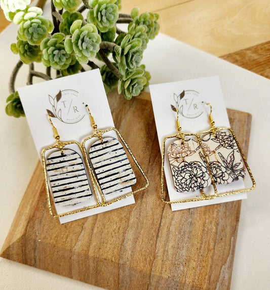 Chloe|  Black & White collection, leather and gold statement: Striped / Gold Plated