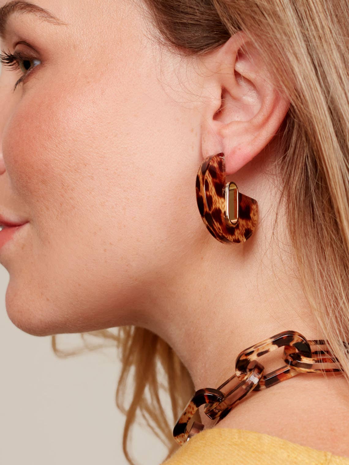 Leopard Print Flat Hoop Earring Jewelry: LEO.BRN