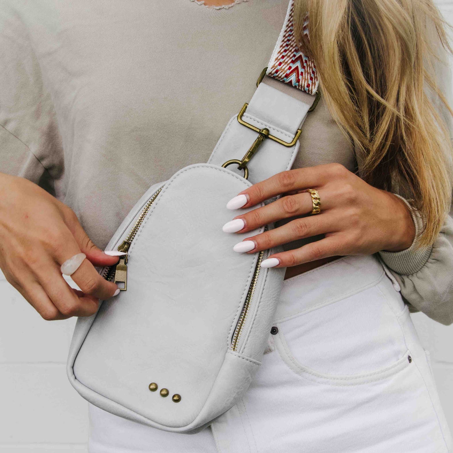 Jordan Sling Bag: Cream