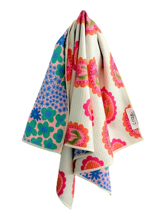 Crae Marilyn: Reversible Hand Towel: Cream/Purple / 19x29 / Hand Towel
