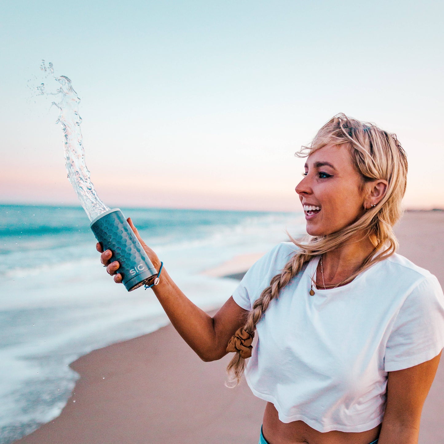 SIC Slim Can Cooler | Hammered Gunmetal