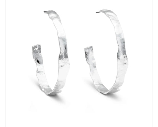 Leslie Curtis Wendy- Silver Hammered Hoop