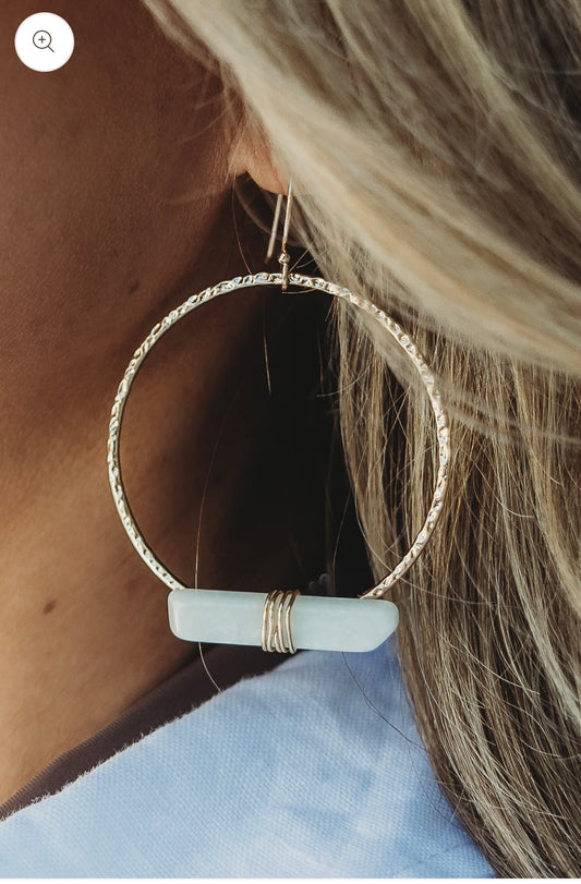 Leslie Curtis Daphne Silver Hammered Hoop with Amazonite Slab