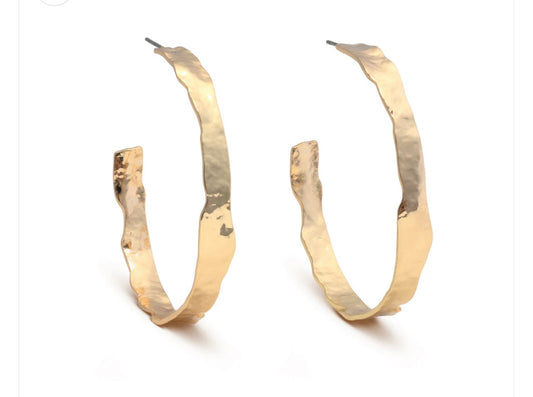 Leslie Curtis Wendy- Gold Hammered Hoop