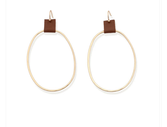 Leslie Curtis Claire- Gold Oval Hoop with Brown Leather