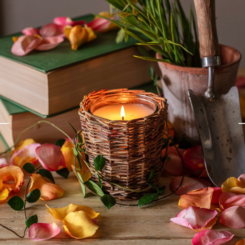 Porchview Screen Porch Candle