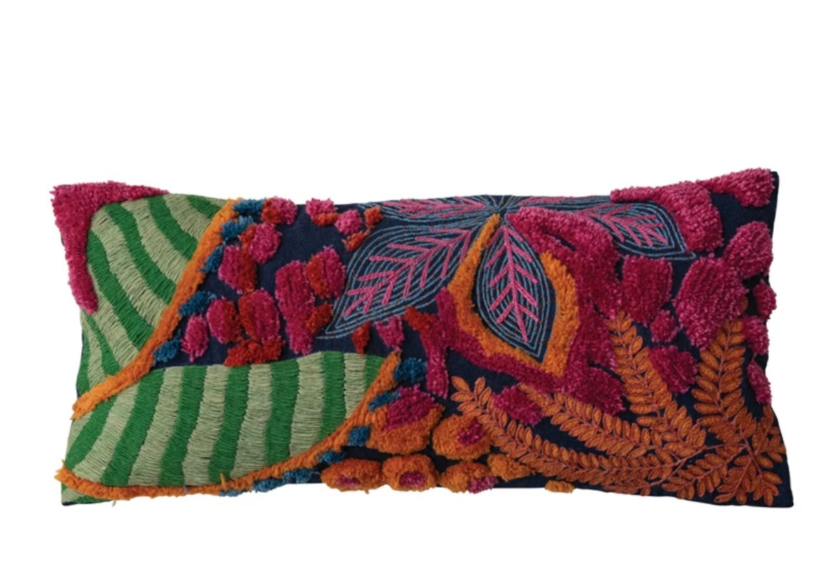 Indoor/outdoor lumbar pillow with tufted botanicals