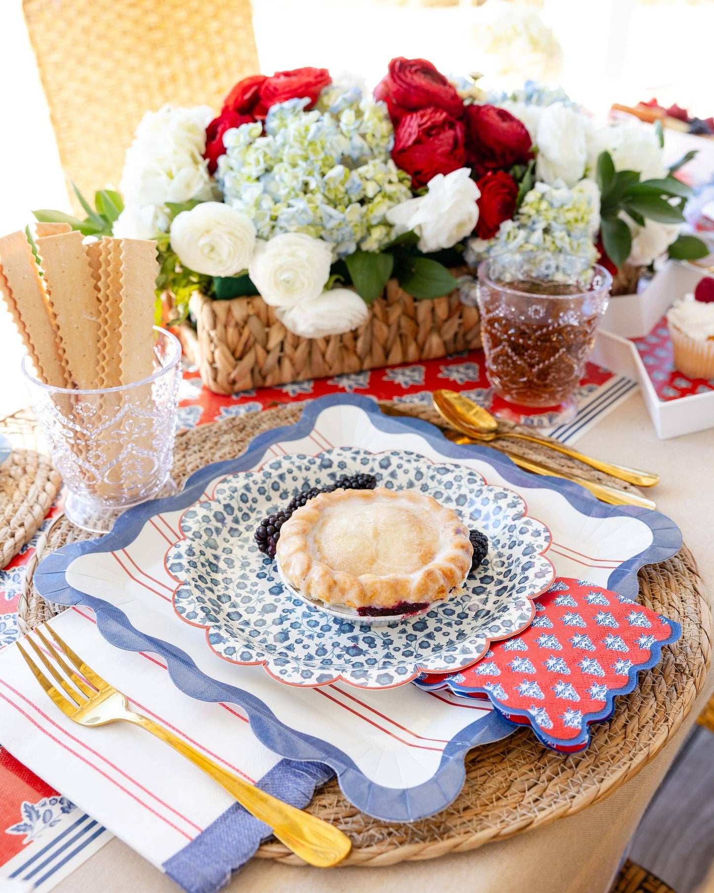 Red Stripes Paper Plate - 11"