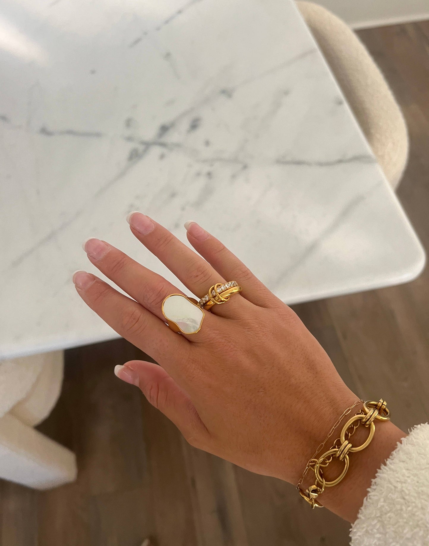 THE NOVA RING : Size 7