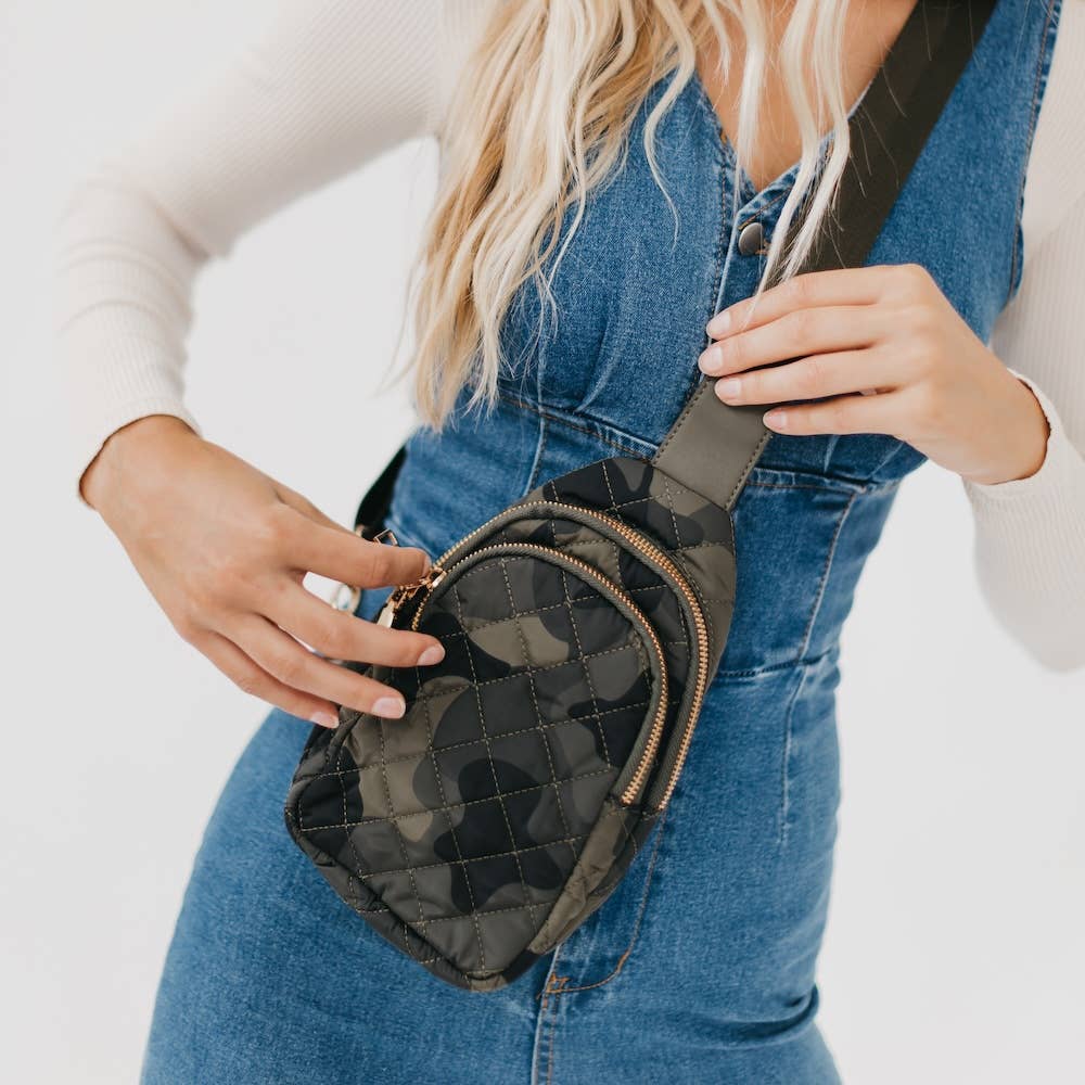 Pinelope Puffer Bum Bag: Camo