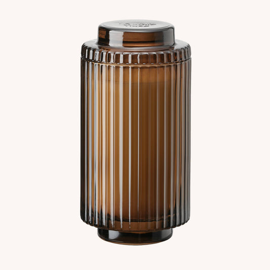 La Jolie Muse - Scented Candle - Saffron & Oud - 19oz | La Jolie Muse
