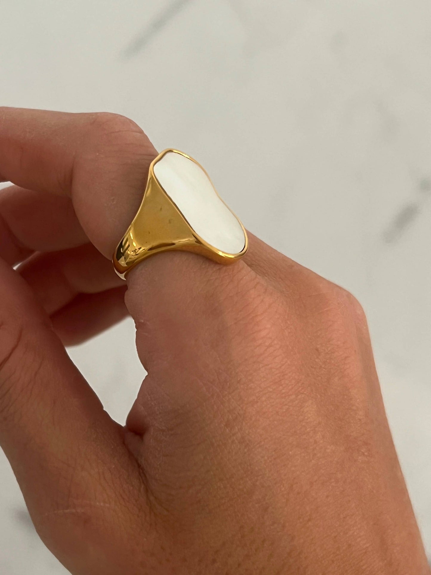 THE NOVA RING : Size 7